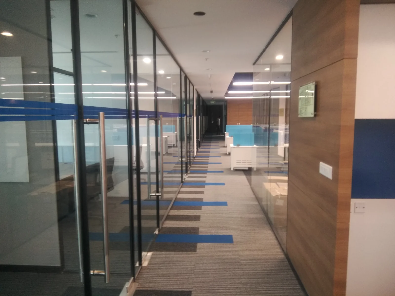 VI-JOHN Group Office project detail gallery